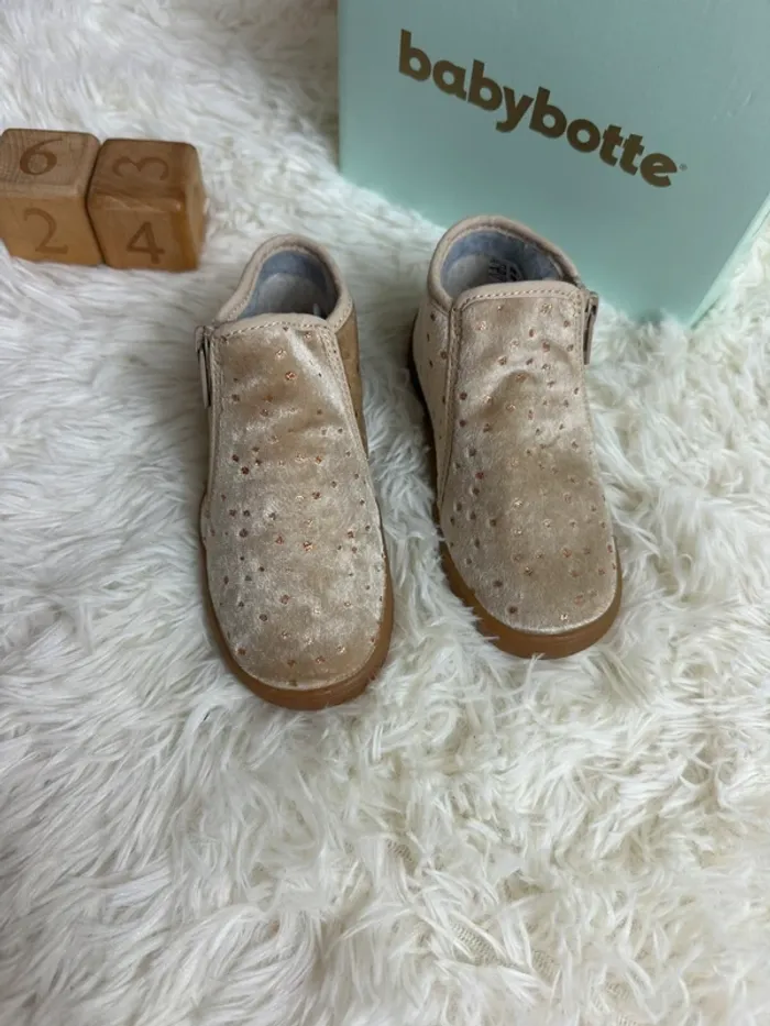 Paire de chaussons Babybotte taille 24 - photo numéro 2