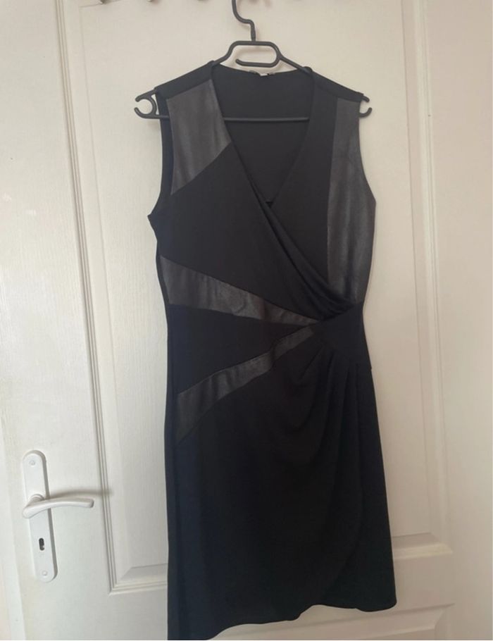 Robe phildar noir taille 40