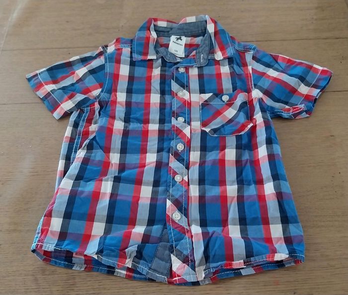 Chemise mc garçon 7ans en très bon état