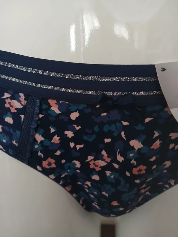 Slip taille 38 - photo numéro 2