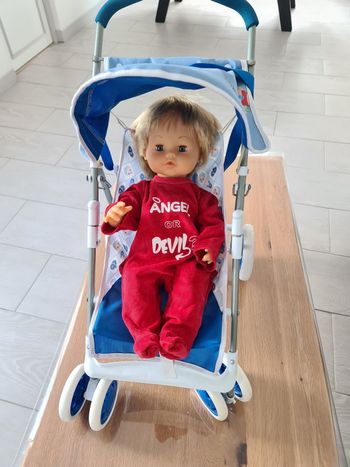 Poupée Cicciobello avec poussette