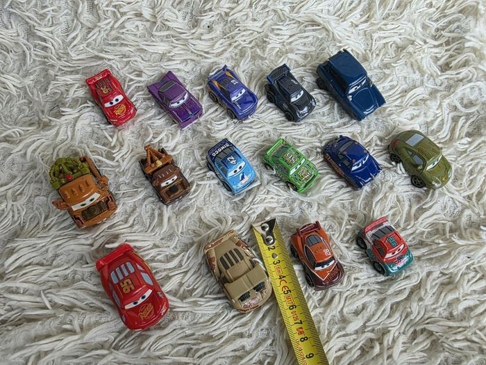 Voiture disney cars - mini format - 5 cm environ - lot de 15 voiture disneyland paris - photo numéro 4