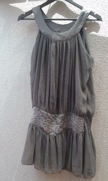 Tunique sans manches Voyelles femme