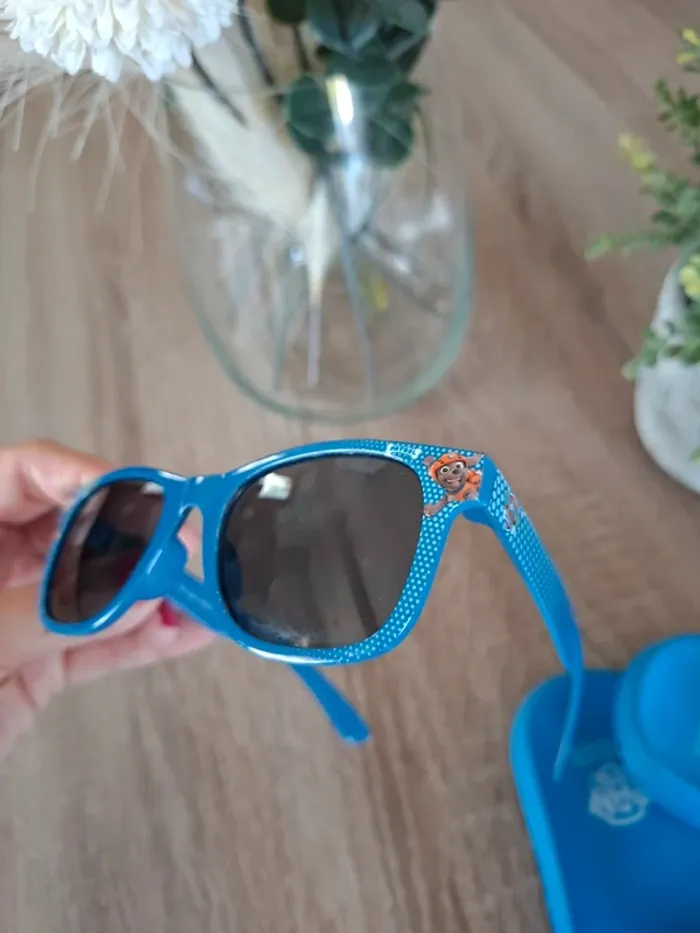 Lot de claquettes 28/29 et de lunettes de soleil Pat patrouille - photo numéro 6