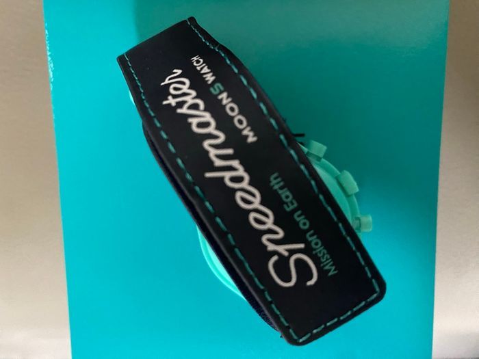 Montre Omega x Swatch Speedmaster Moonswatch - photo numéro 4