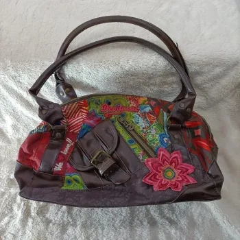 Sac Desigual multicolore brodé esprit patchwork anse marron S047