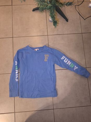Pull bleu enfant