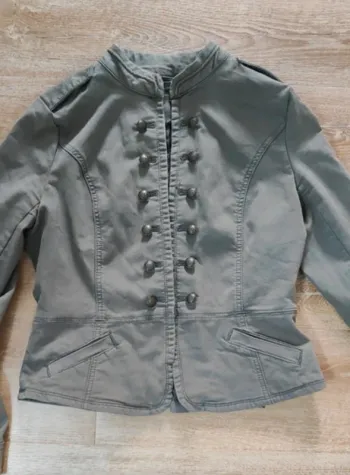 Veste cache cache