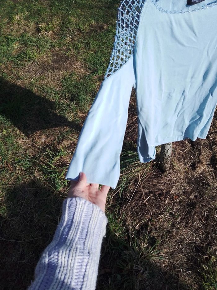 Tee shirt a bras dénudé femme - photo numéro 3