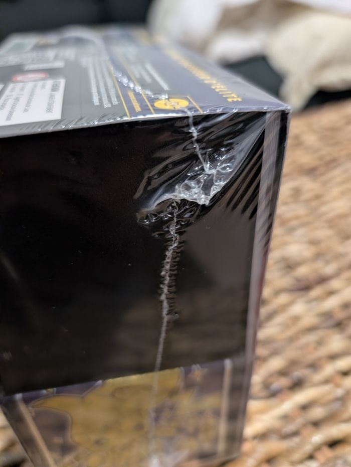 ETB Pokémon Coffret Dresseur d'élite Pikachu Étincelles Déferlantes EV08 Fr - photo numéro 5