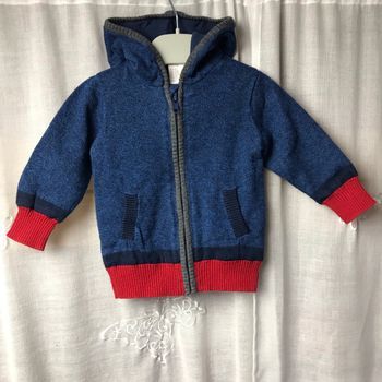 Beau gilet doublé avec capuche 6 mois H&M