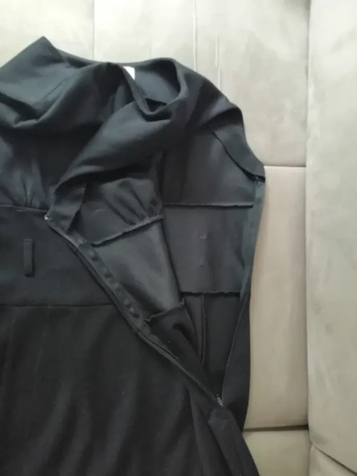 Robe noire taille haute - photo numéro 4