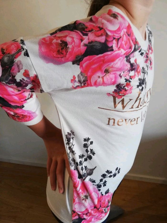 Sweat-shirt léger fleuri taille XS - photo numéro 4