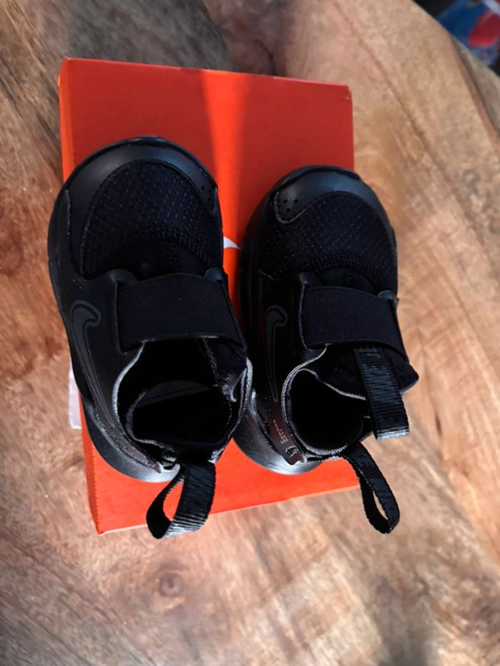 Baskets Nike P.18,5 Neuves unisex - photo numéro 3