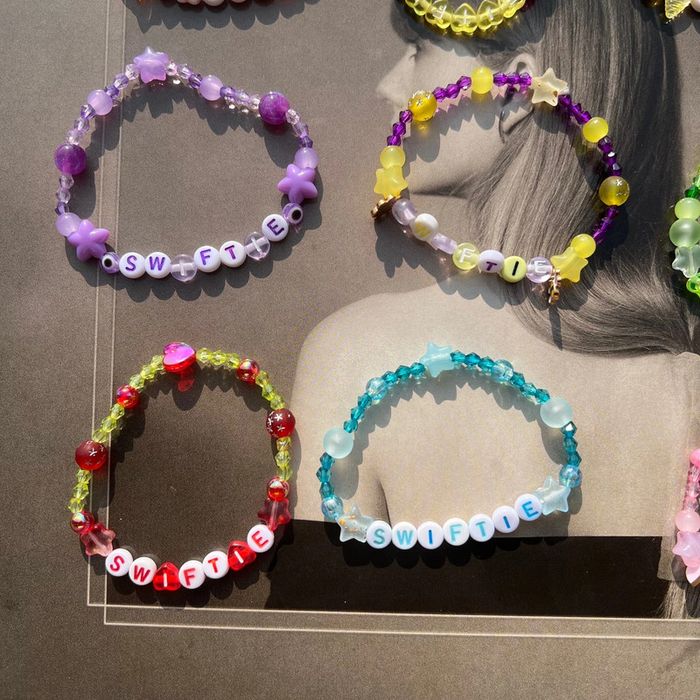 friendship bracelets | taylor swift - photo numéro 5