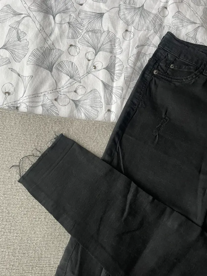 Jean noir Bershka - photo numéro 2