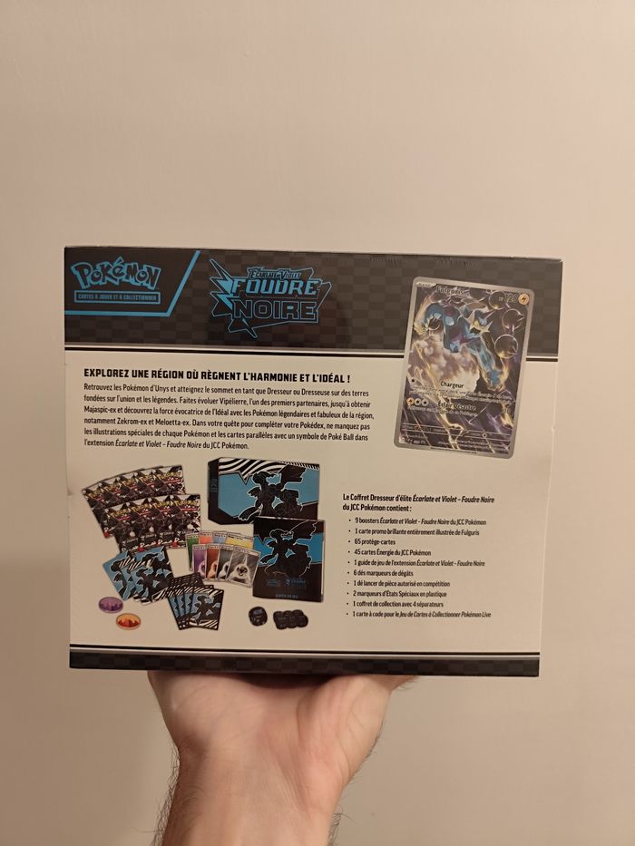 ETB Pokémon - EV10.5 Foudre Noire - Neuve Scellée - photo numéro 2