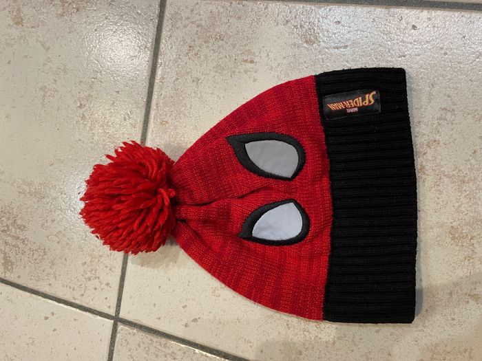Bonnet laine Spiderman Waikiki 3-5ans