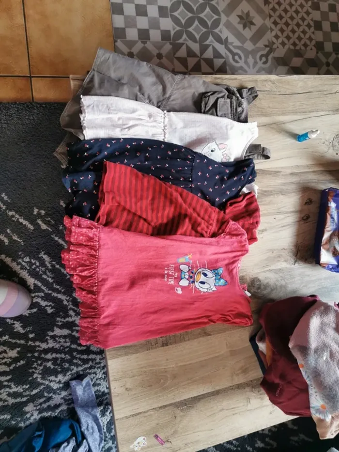 Lot 5 robes