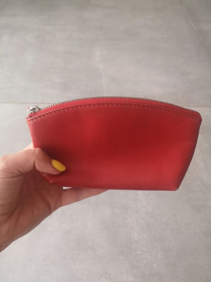 Trousse Bata