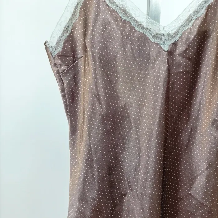 Nuisette satinée marron à pois et dentelle blanche – fines bretelles taille S-M A1043 - photo numéro 4