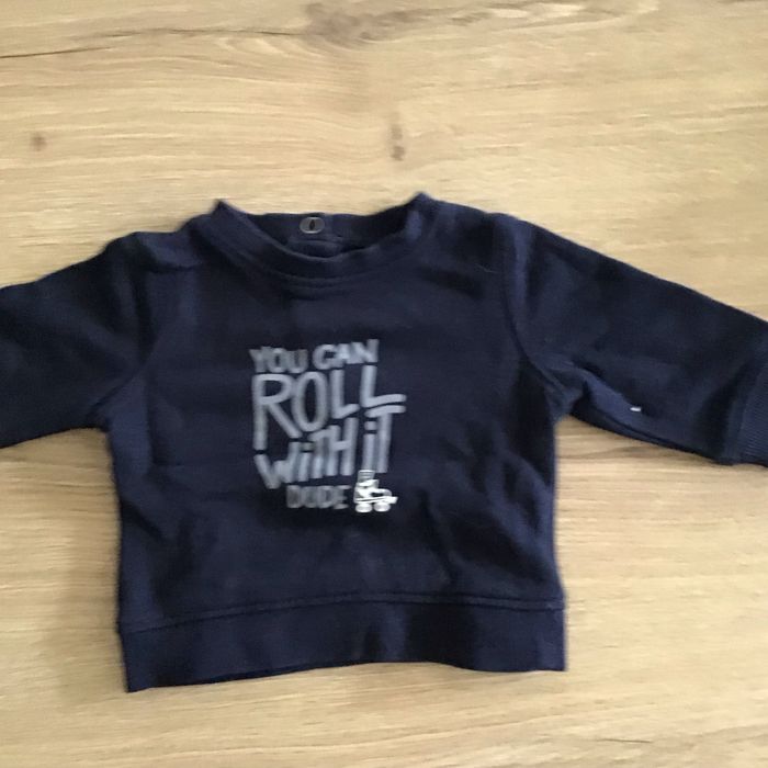 Petit pull bébé