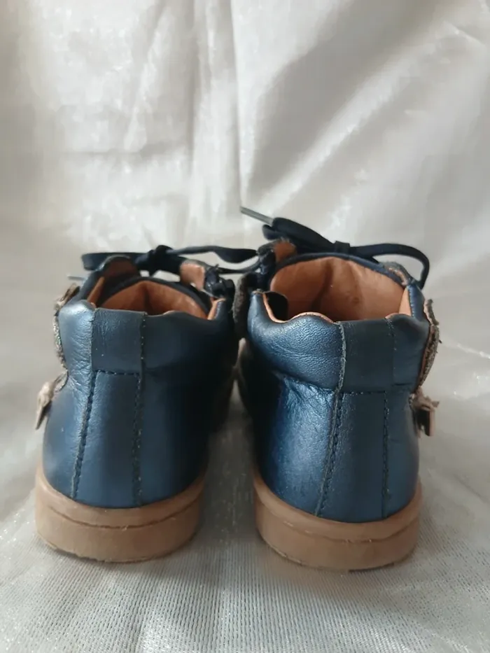Jolies chaussures Babybotte pointure 25 - photo numéro 5