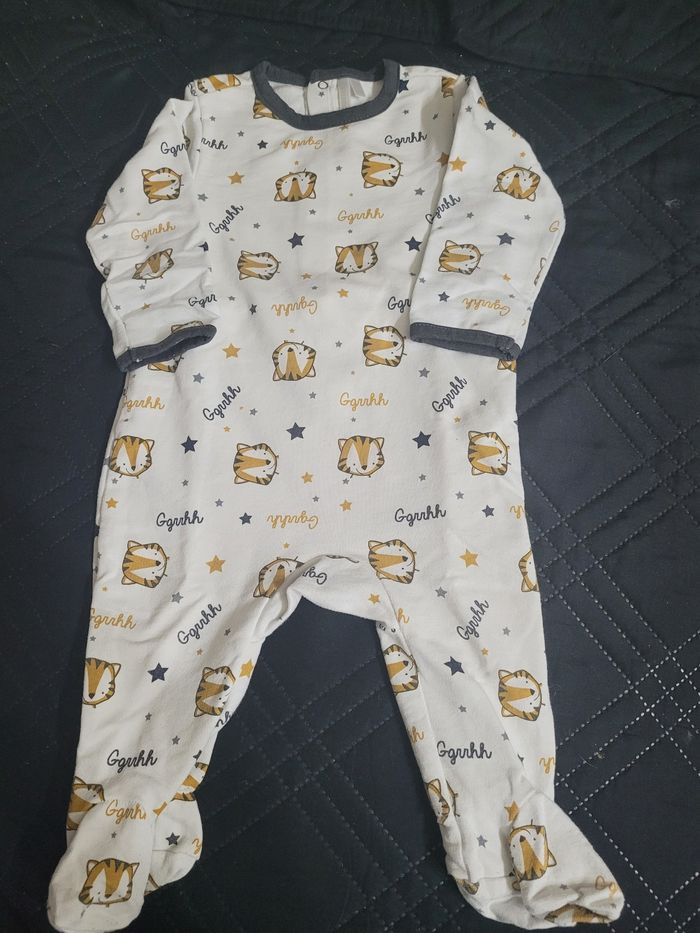 Pyjamas - photo numéro 3