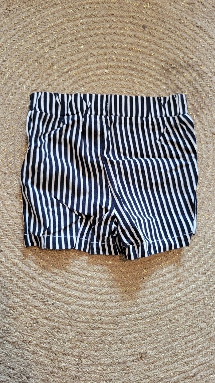 Lot short fluide 9 mois - photo numéro 2