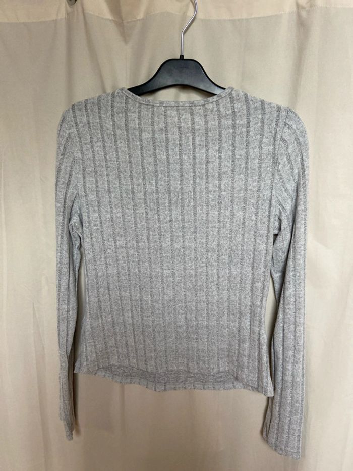 Top gris - photo numéro 4