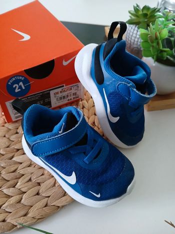 Basket Nike Air bébé garçon Taille 21🌿🦁