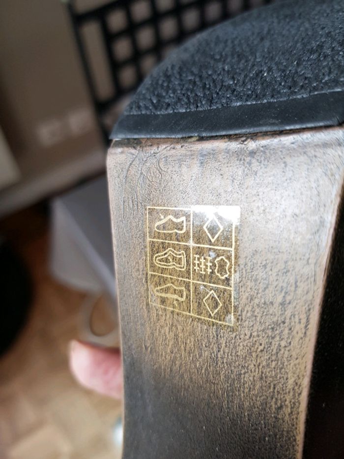 Sabots cuir à talon - photo numéro 4