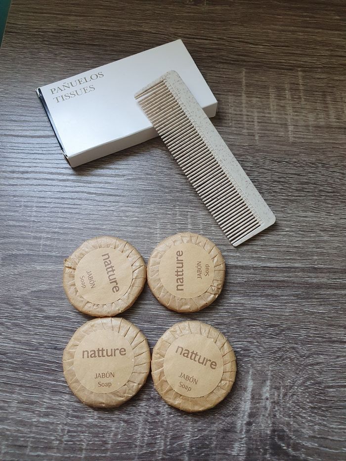 Kit de voyage cosmétiques - photo numéro 3