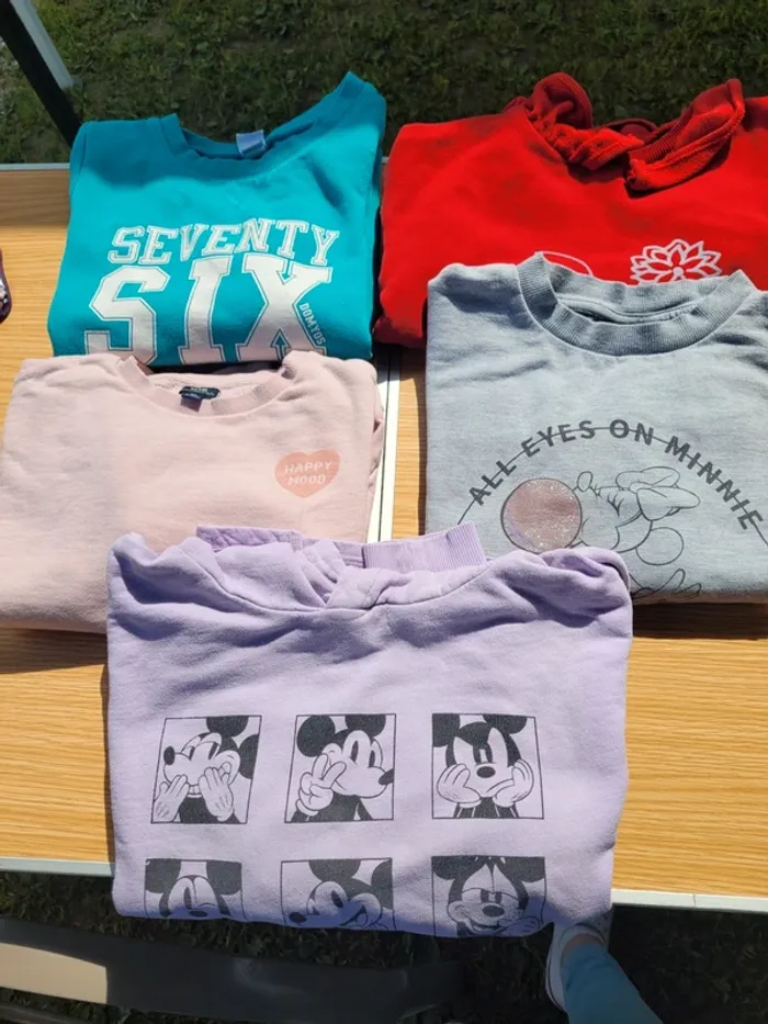 Sweat le lot 5 taille 8/10 ans - photo numéro 2