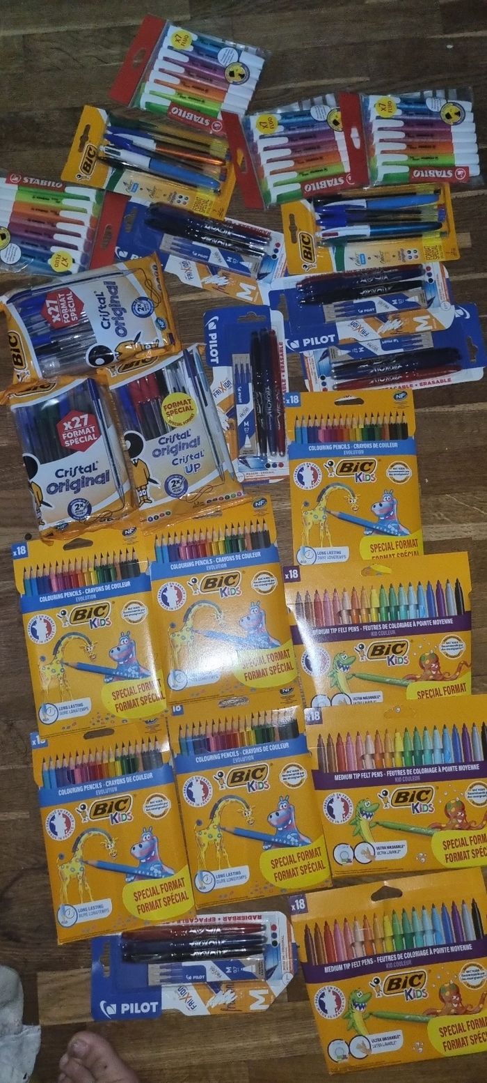 Fournitures  scolaires  39e non négociable - photo numéro 5
