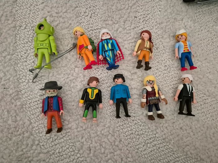 Lot de personnages playmobil