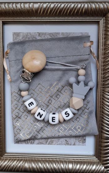 Attache tétine personnalisé