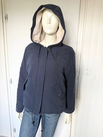 Manteau à capuche doublé ONLY – Taille L – bleu marine – Neuf avec étiquette