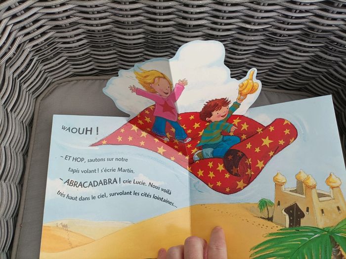 Joli livre pop up " la couverture magique" - photo numéro 8