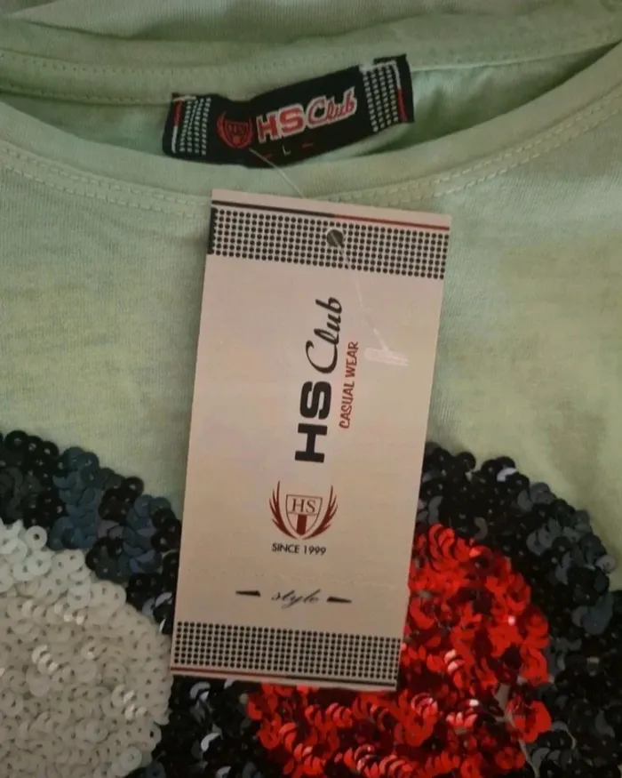 T-shirt vert amande Love HS Club Taille L Neuf - photo numéro 5