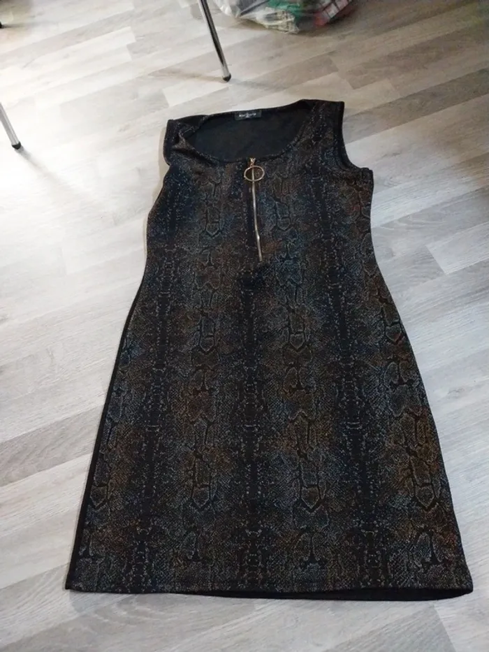 Robe taille M miss glammy - photo numéro 2