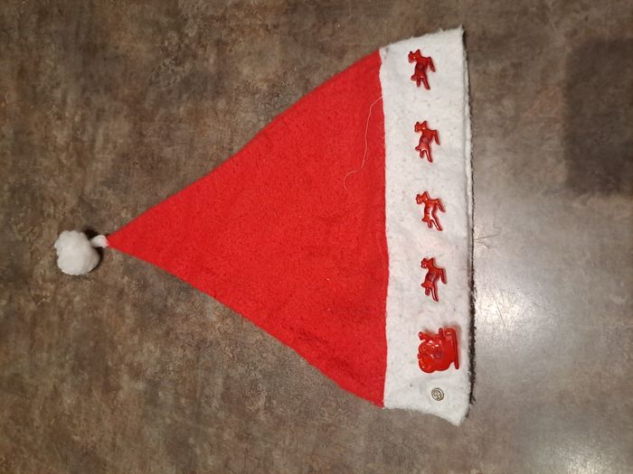 lot 2 bonnets Père Noel - photo numéro 3