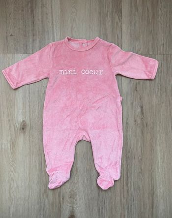 Pyjama Kiabi rose 3 mois