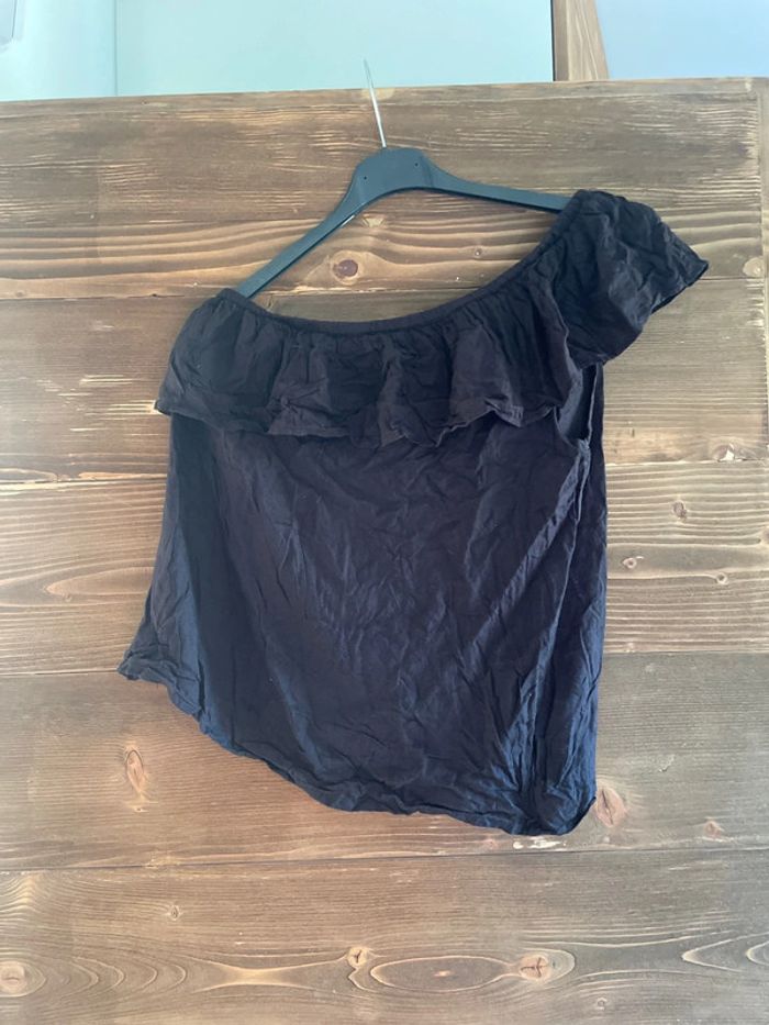 Top asymétrique noir