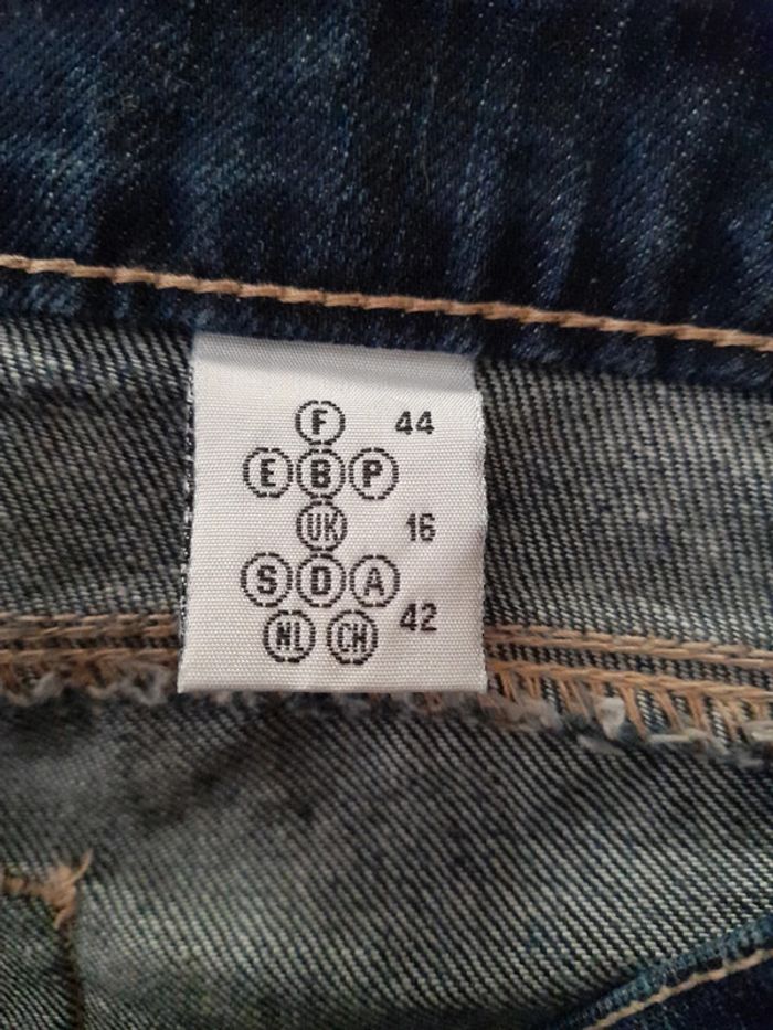 Jean femme neuf - photo numéro 3