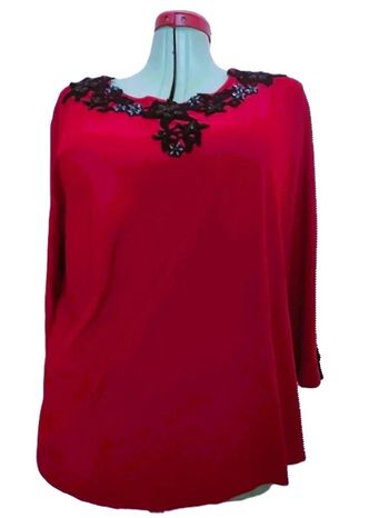 Tunique bordeaux noir avec décorations broderies 50/52