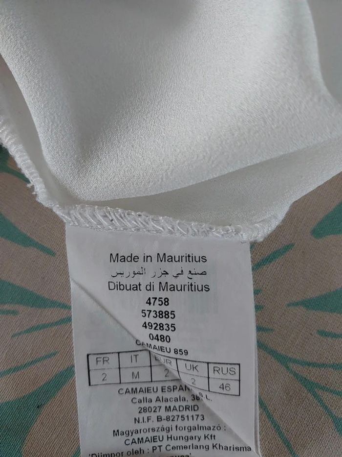 T shirt Camaïeu taille M en très bon état - photo numéro 2