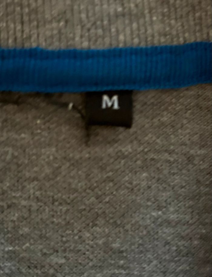 Polo gris - photo numéro 5