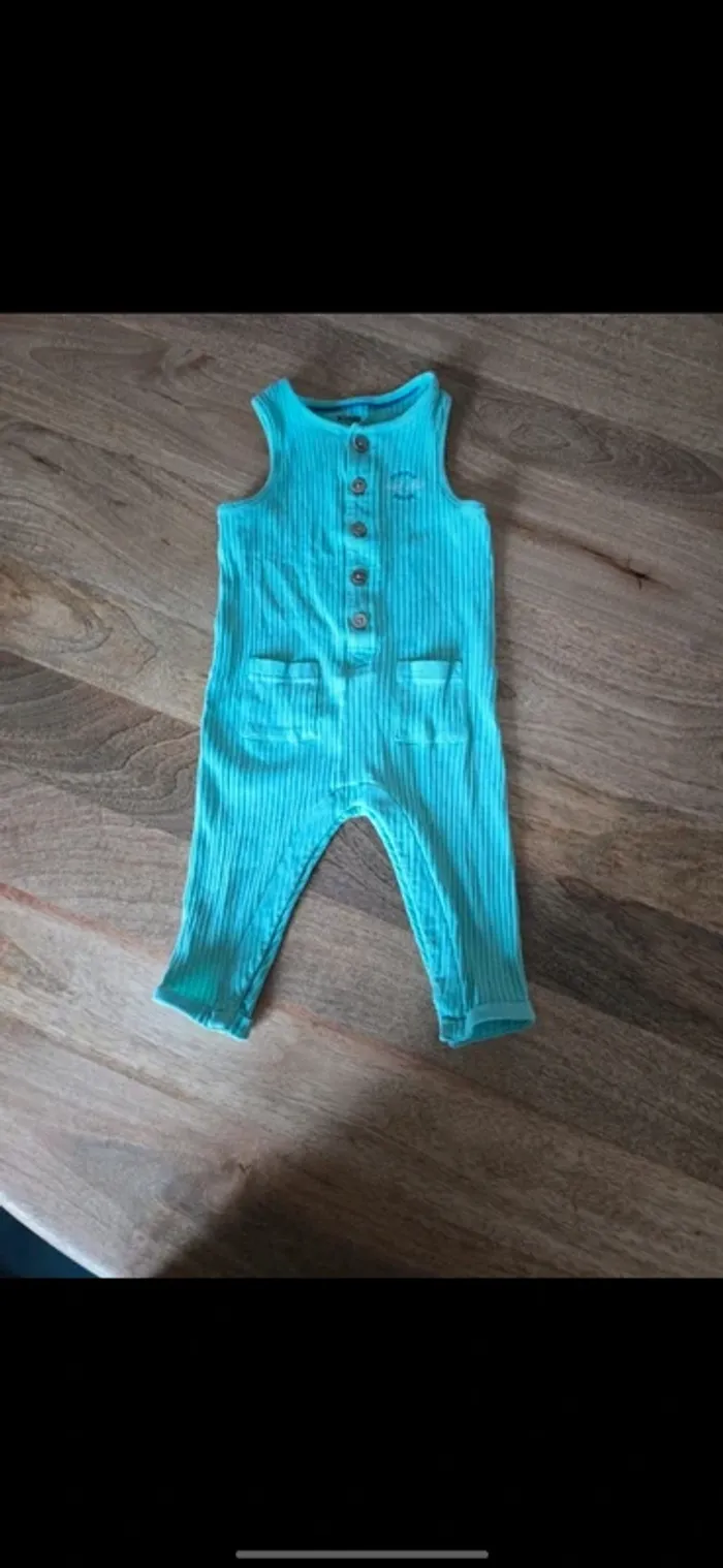 Combinaison bébé 9mois
