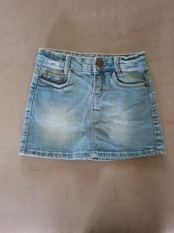 Jupe taille 3 ans tape a l’œil